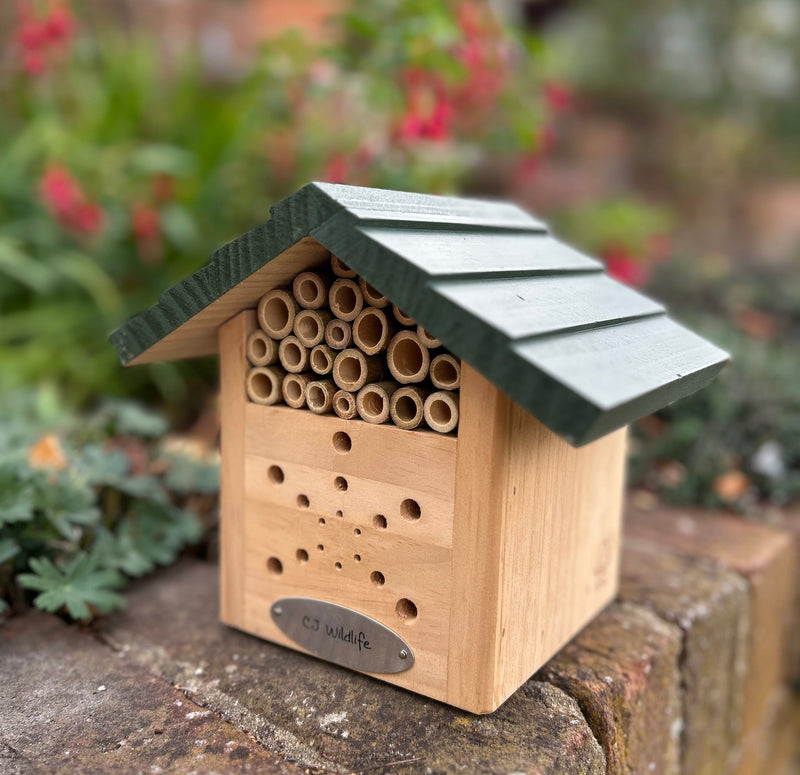 CJ Wildlife Alpine Solitary Bee Hotel